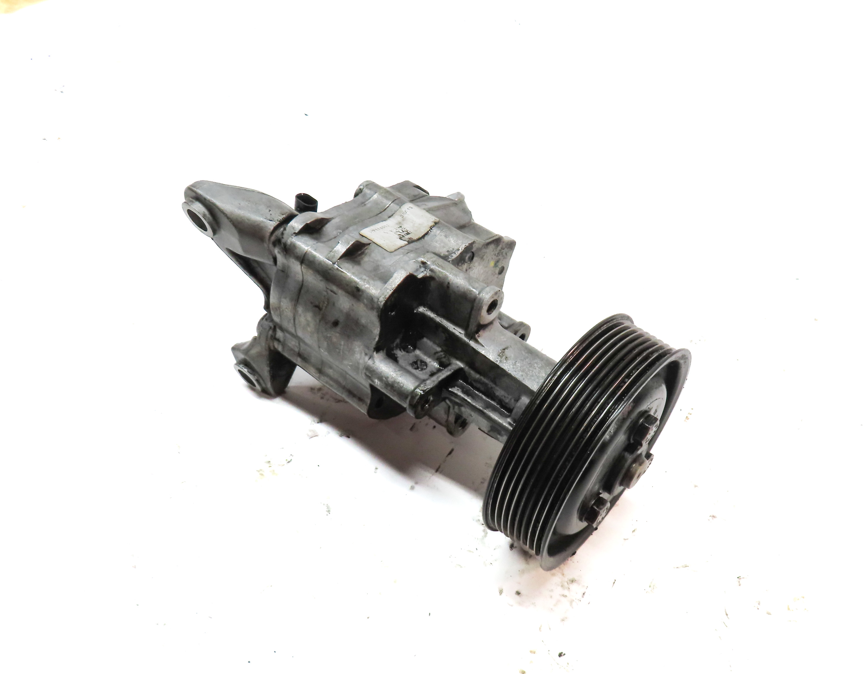 11-14 BMW X5 X6 (E70 E71) 3.0L N55 TURBO ENGINE POWER STEERING PUMP w/ PULLEY — exact item pictured